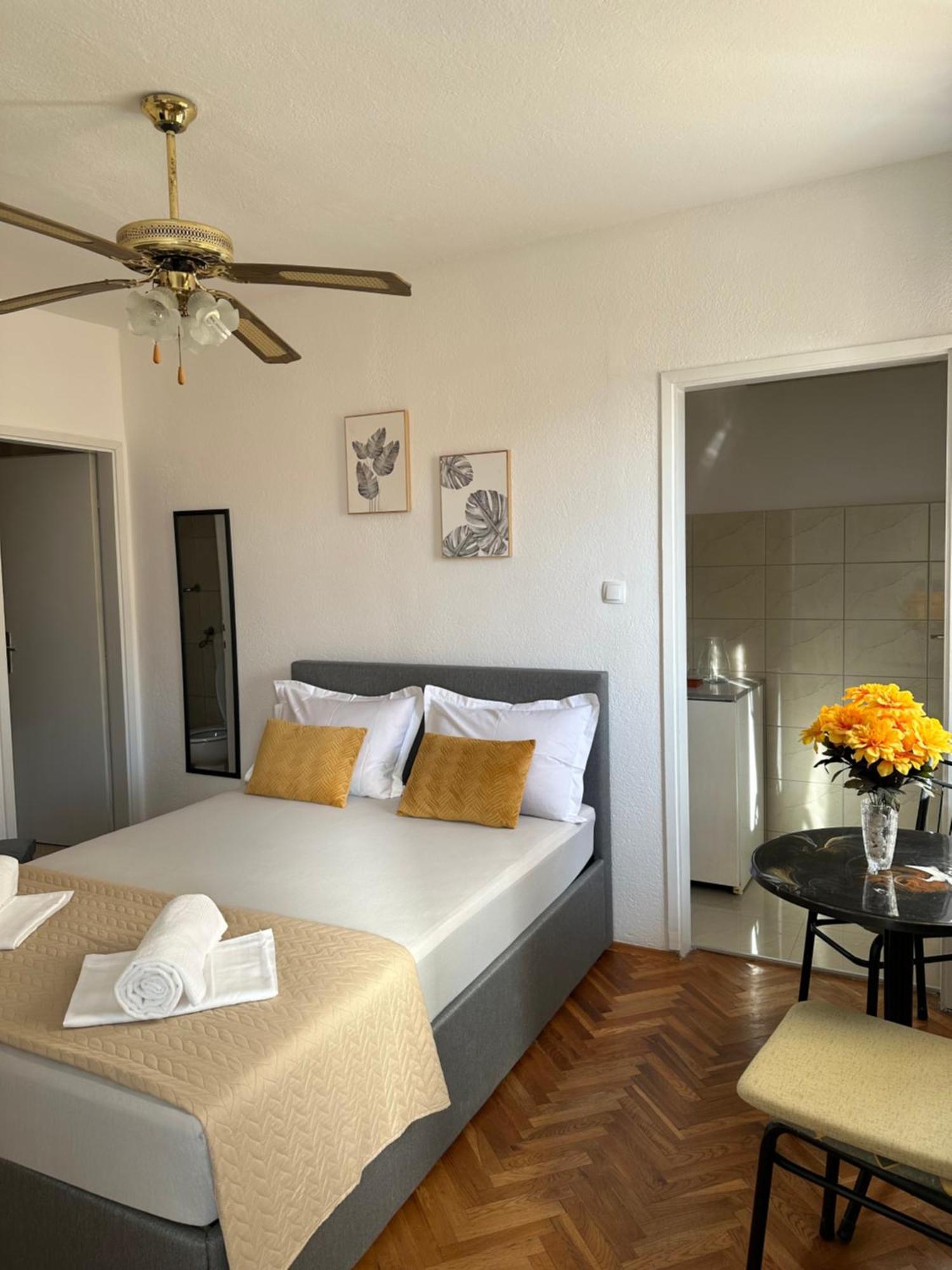 Villa Ruza 30M From The Beach Baska Voda Room photo