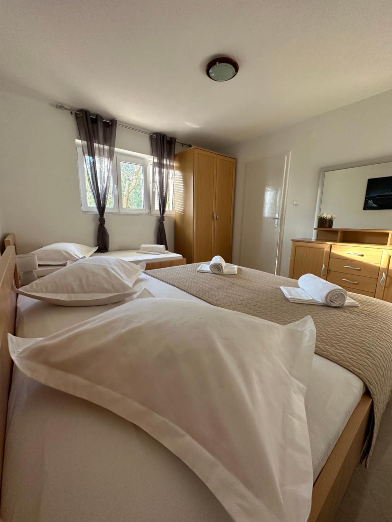 Villa Ruza 30M From The Beach Baska Voda Room photo